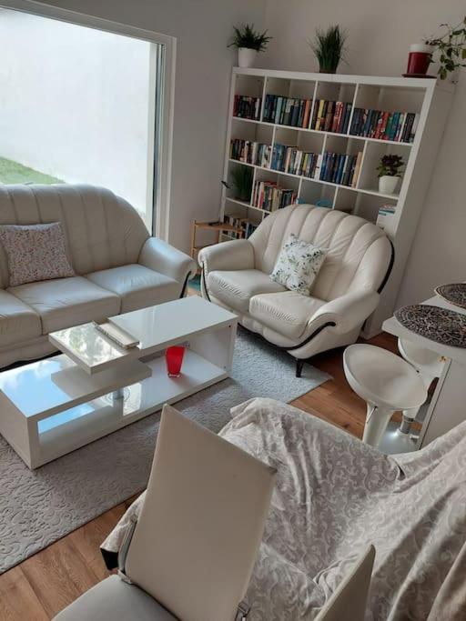 Stilvolle Wohnung Mit Terrasse/Garten Wenen Buitenkant foto